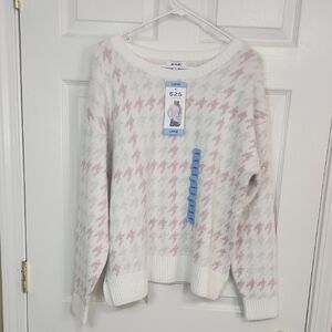 525 America Pink and White Crew Neck Sweater with Houndstooth Pattern